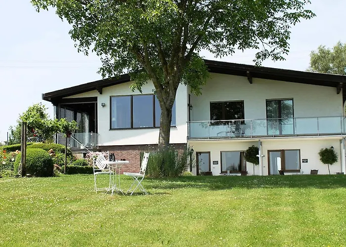 Ferienwohnungen Eifelblick